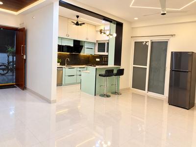 3 BHK Semi Furnished Flat