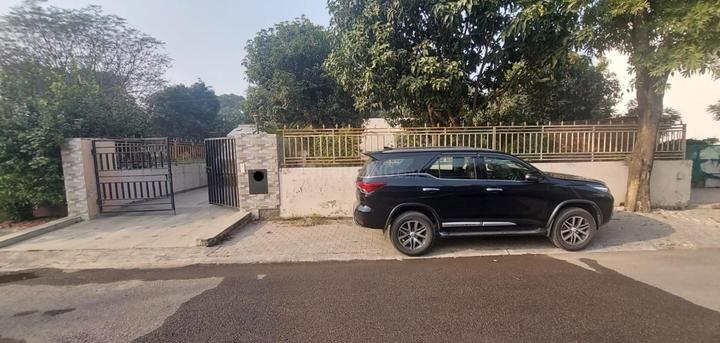 Phase 3 A, Sector 53 Main Image 1