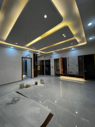 Golden Avenue Premium Floors Main Image 1