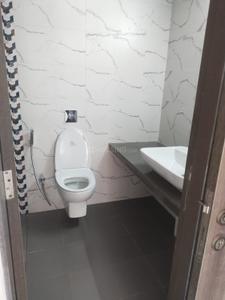 Bathroom Image of 2000 Sq.ft 4.5 BHK Apartment / Flat for rent in Wadgaon Sheri Pune for Rs. 80000