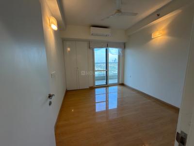 Bedroom Image of 1732 Sq.ft 2 BHK Apartment / Flat for rent in DLF One Midtown, Karampura New Delhi for Rs. 69900