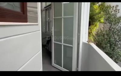 Balcony Image of 900 Sq.ft 1 RK Apartment / Flat for rent in Hauz Khas New Delhi for Rs. 60000