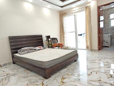 Bedroom Image of 1800 Sq.ft 3 BHK Apartment / Flat for rent in Hill View Apartments, Vasant Vihar New Delhi for Rs. 125000