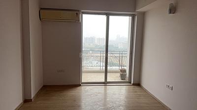 Bedroom Image of 1740 Sq.ft 3 BHK Apartment / Flat for sale in DLF Regal Gardens, Sector 90 Gurgaon for Rs. 19800000