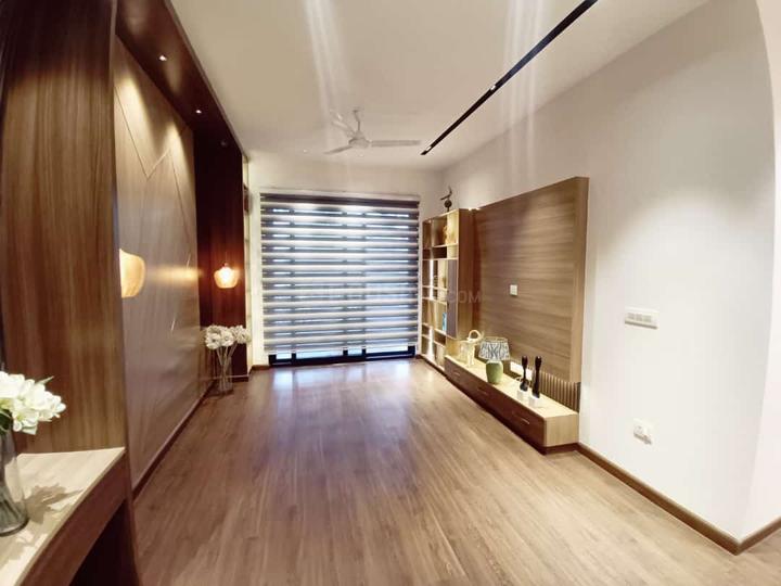 Landmark Avenue Main Image 1