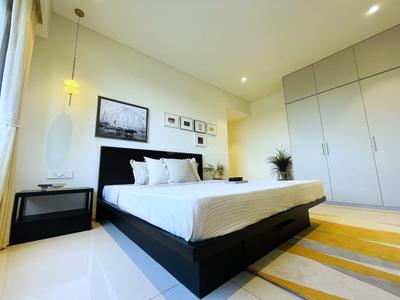 Bedroom Image of 2100 Sq.ft 4 BHK Apartment / Flat for sale in Eminence 96, Thaltej Ahmedabad for Rs. 35000000