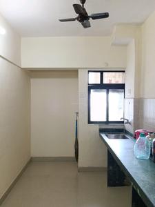 Kitchen Image of 1000 Sq.ft 3 BHK Apartment / Flat for rent in Vasant Vihar Complax, Thane West Thane for Rs. 60000