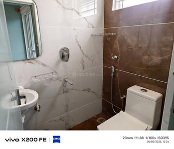 Bathroom Image of 650 Sq.ft 1 BHK Independent House for rent in Kadubeesanahalli Bengaluru for Rs. 30000