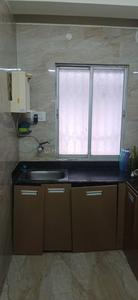 Kitchen Image of 900 Sq.ft 2 BHK Apartment / Flat for rent in Baliaghata Kolkata for Rs. 25000