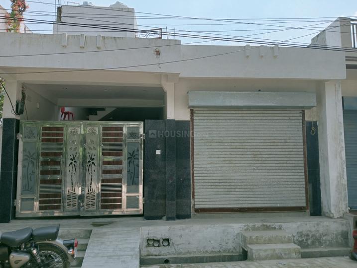 Canton, Dhoomanganj Main Image 1