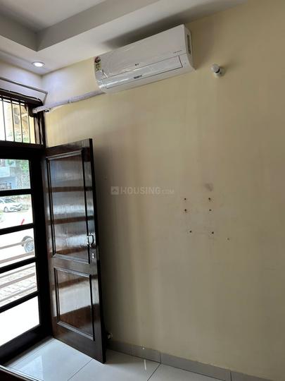 sunny enclave sector 125 Main Image 1