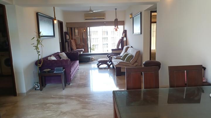 Link Garden Tower Living Room 1