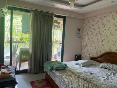 Bedroom Image of 990 Sq.ft 3 BHK Apartment / Flat for rent in Chhattarpur New Delhi for Rs. 30000