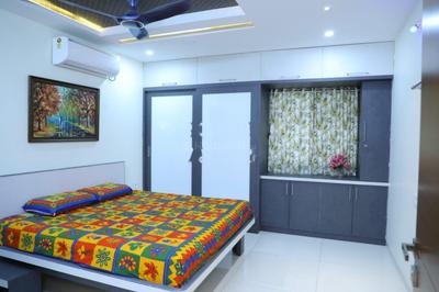 Bedroom Image of 2700 Sq.ft 3 BHK Apartment / Flat for rent in Western Exotica, Kothaguda Hyderabad for Rs. 65000