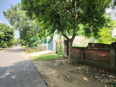 Image of 300 Sq.ft Residential Plot / Land for sale in Sigma 1, Greater Noida for Rs. 40000000