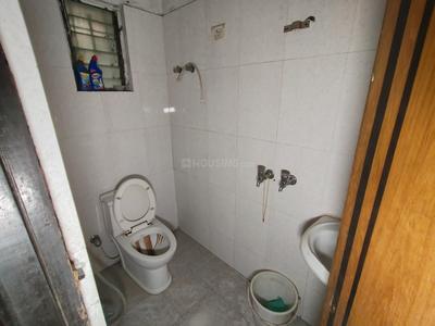 Bathroom Image of 1195 Sq.ft 3 BHK Apartment / Flat for sale in Loharuka Greenwood Premium, Kaikhali Kolkata for Rs. 6100000