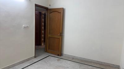 Bedroom Image of 1150 Sq.ft 3 BHK Apartment / Flat for sale in Shanti Apartments, Sector 13 Rohini New Delhi for Rs. 20000000