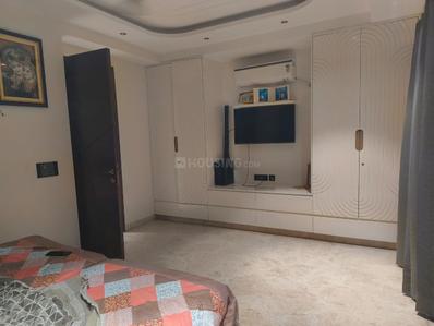 Bedroom Image of 2150 Sq.ft 4 BHK Builder Floor for sale in Bali Nagar New Delhi for Rs. 41000000