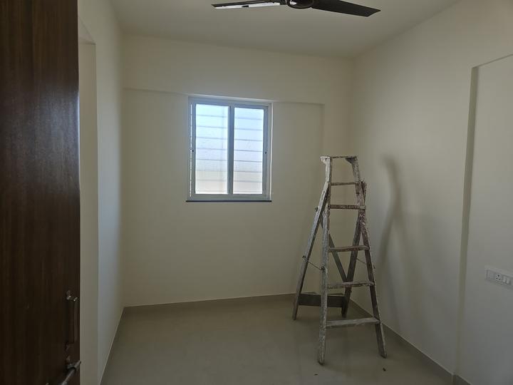 Ganraj Building Bedroom 1