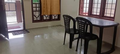 Hall Image of Share Room for Men  in Maradu, Ernakulam