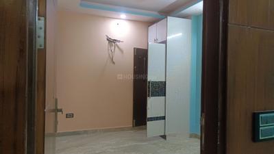 Bedroom Image of 900 Sq.ft 2 BHK Builder Floor for rent in Arjun Nagar New Delhi for Rs. 35000