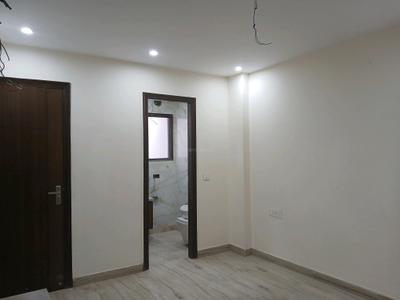 Bedroom Image of 1350 Sq.ft 3 BHK Builder Floor for sale in Paschim Vihar New Delhi for Rs. 23000000