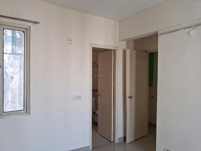 Bedroom Image of 950 Sq.ft 2 BHK Apartment / Flat for sale in Jaypee Kosmos, Sector 134 Noida for Rs. 7500000