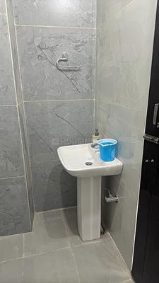 Image of 500 Sq.ft 2 BHK Builder Floor for rent in Roberts Lines, Lucknow for Rs. 15000