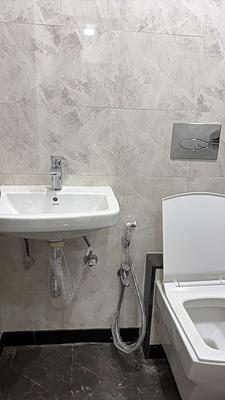 Image of 1050 Sq.ft 3 BHK Apartment / Flat for sale in Triumph Swastik, Malad West, Mumbai for Rs. 32600000