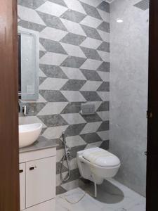 Common Bathroom Image of 1350 Sq.ft 3 BHK Builder Floor for sale in Indirapuram Ghaziabad for Rs. 13400000