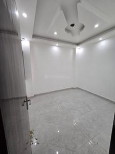 Bedroom Image of 1021 Sq.ft 3 BHK Builder Floor for sale in Laxmi Nagar New Delhi for Rs. 11000000