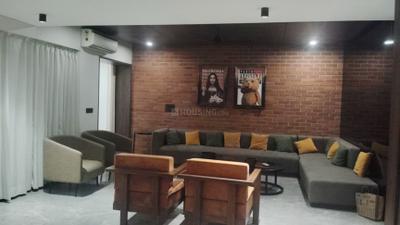 Living Room Image of 4850 Sq.ft 4 BHK Apartment / Flat for sale in Sun Skypark, Ambli Ahmedabad for Rs. 43500000