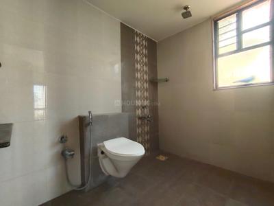 Bathroom Image of 1925 Sq.ft 3 BHK Apartment / Flat for sale in Saiyed Vasna Vadodara for Rs. 5100000