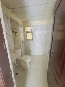 Image of 1000 Sq.ft 2.5 BHK Apartment / Flat for rent in Amrapali Silicon City, Sector 76, Noida for Rs. 30000
