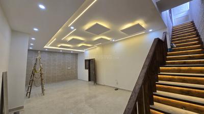 Hall Image of 3500 Sq.ft 3.5 BHK Builder Floor for rent in Sector 44 Noida for Rs. 100000