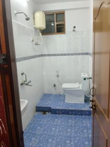 Bathroom Image of 1800 Sq.ft 3 BHK Apartment / Flat for rent in Masab Tank Hyderabad for Rs. 45000