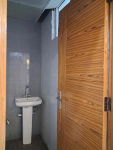 Bedroom One Image of 1050 Sq.ft 2 BHK Apartment / Flat for sale in Aashi Riddhi Residency, Sector 104 Noida for Rs. 4550000