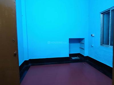 Kitchen Image of 1200 Sq.ft 4 BHK Builder Floor for rent in Dhakuria Kolkata for Rs. 20000