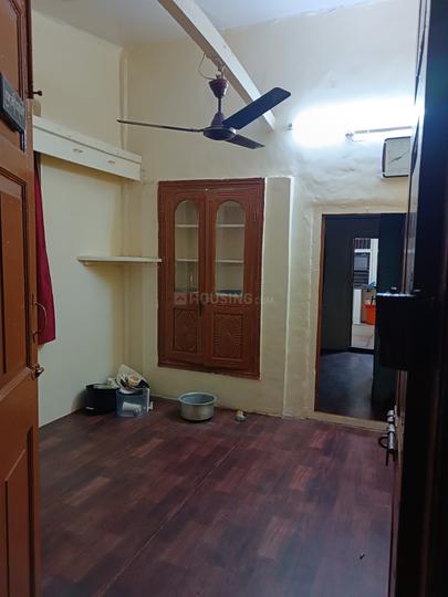 Godse 1976 Sadashiv Peth Bedroom 1