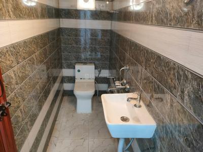 Image of 900 Sq.ft 2 BHK Apartment / Flat for sale in Maitri Apartments, Patparganj, New Delhi for Rs. 15500000