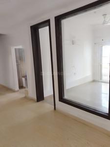 Hall Image of 1860 Sq.ft 4.5 BHK Apartment / Flat for sale in Mahagun Moderne, Sector 78 Noida for Rs. 29900000