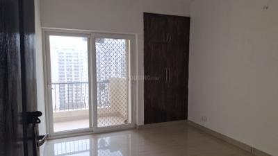 Bedroom Image of 1320 Sq.ft 3 BHK Apartment / Flat for sale in Nimbus The Hyde Park, Sector 78 Noida for Rs. 15700000