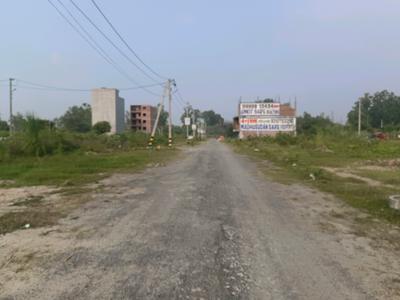 Image of 64 Sq.ft Residential Plot / Land for sale in Rohini Sector 28, New Delhi for Rs. 12800000