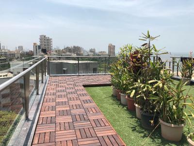 Balcony Image of 15000 Sq.ft 8 BHK Independent House for sale in Bandra West Mumbai for Rs. 990000000