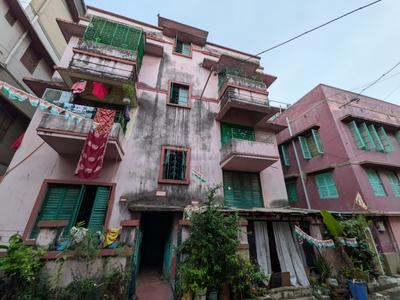Image of 735 Sq.ft 2 BHK Builder Floor for sale in Lake Gardens, Kolkata for Rs. 4500000