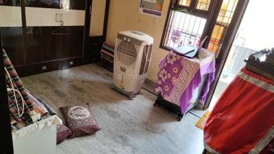 Bedroom Image of 450 Sq.ft 2 BHK Independent House for sale in Sector 4 Rohini New Delhi for Rs. 2200000