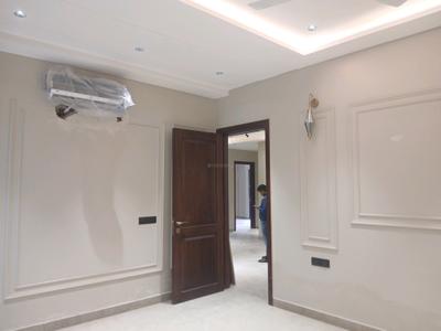 Bedroom Image of 2700 Sq.ft 4 BHK Builder Floor for sale in Bali Nagar New Delhi for Rs. 60000000