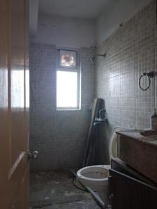 Common Bathroom Image of 1195 Sq.ft 2 BHK Apartment / Flat for sale in Paras Tierea, Sector 137 Noida for Rs. 9500000