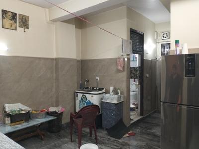 Kitchen Image of 900 Sq.ft 3 BHK Independent House for sale in Pandav Nagar New Delhi for Rs. 28000000