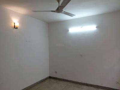 Bedroom Image of 1550 Sq.ft 3 BHK Apartment / Flat for rent in Sarita Vihar New Delhi for Rs. 65000